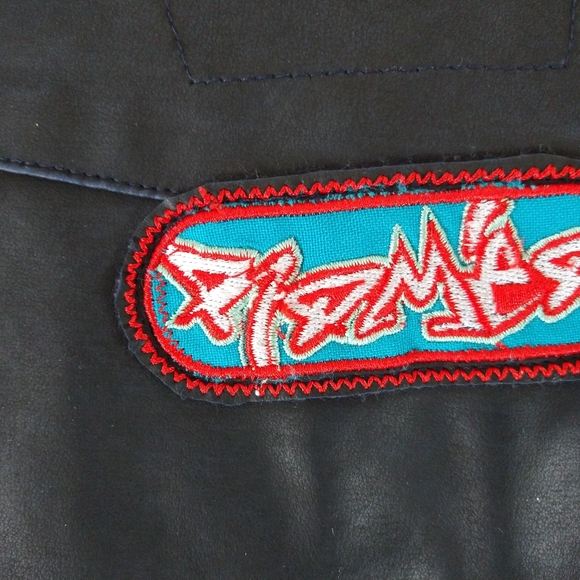 Jacket - Picture 8 of 9